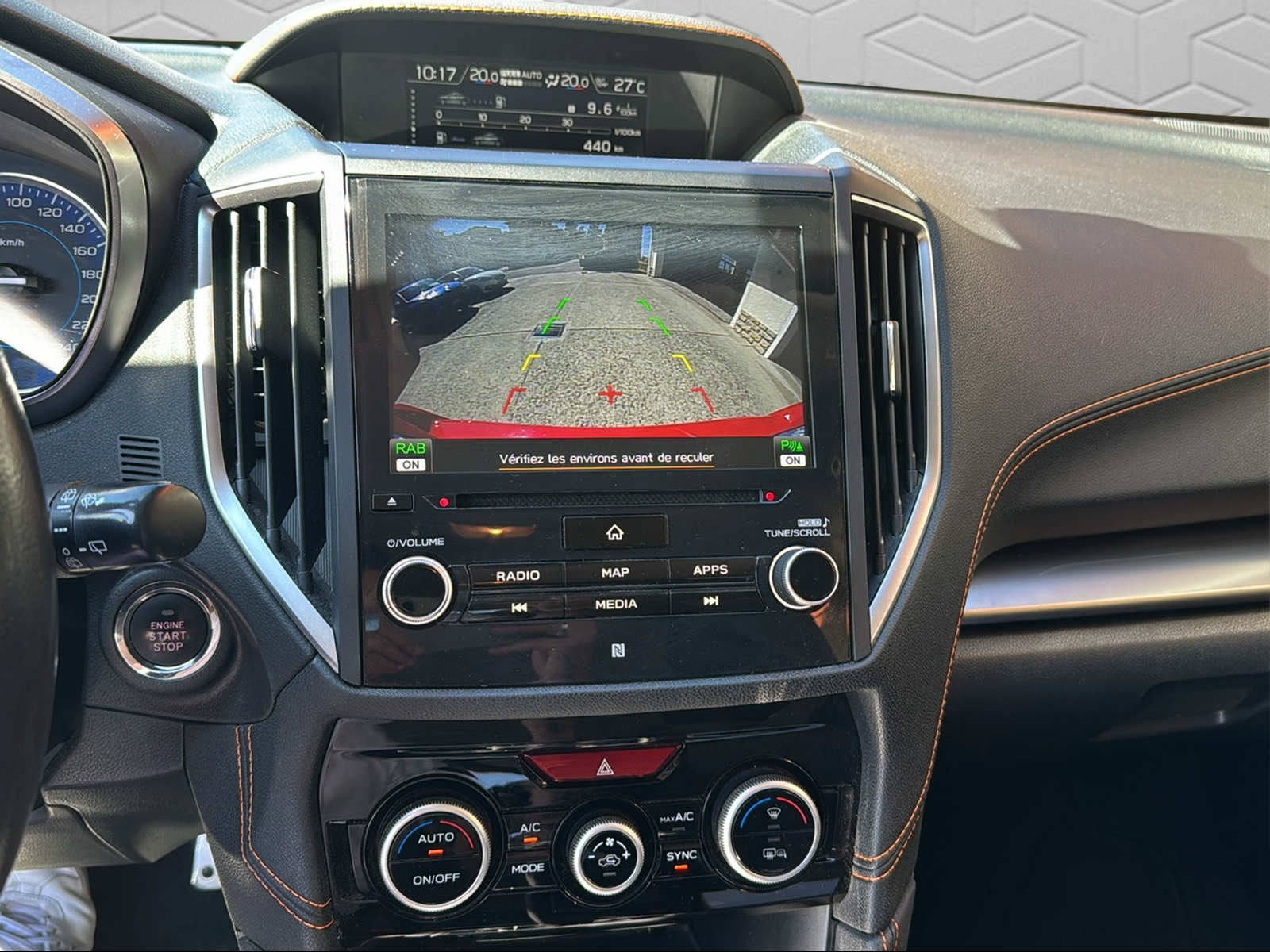 SUBARU XV 2.0 e-Boxer Swiss Plus AWD Lineartronic-image-19