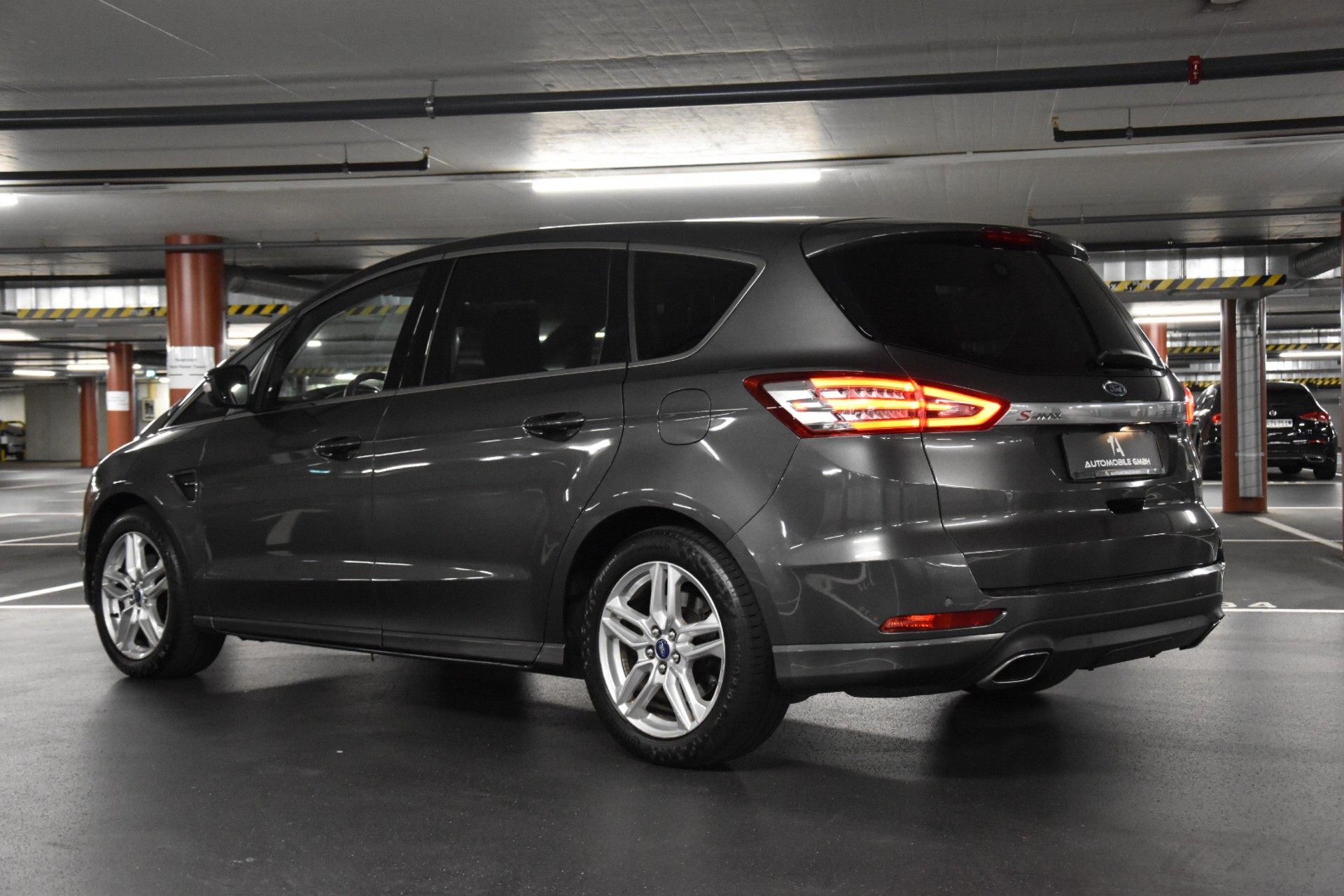 FORD S-Max 2.0 TDCi Titanium AWD PowerShift-image-4