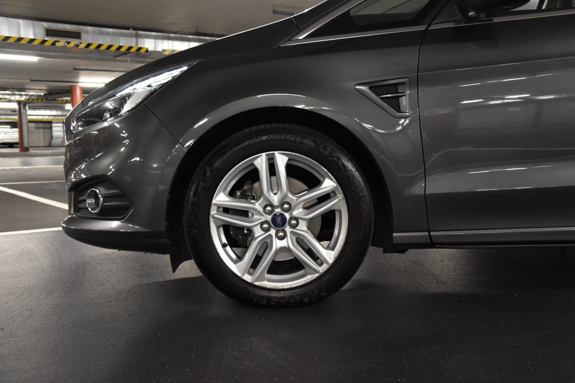 FORD S-Max 2.0 TDCi Titanium AWD PowerShift-image-2