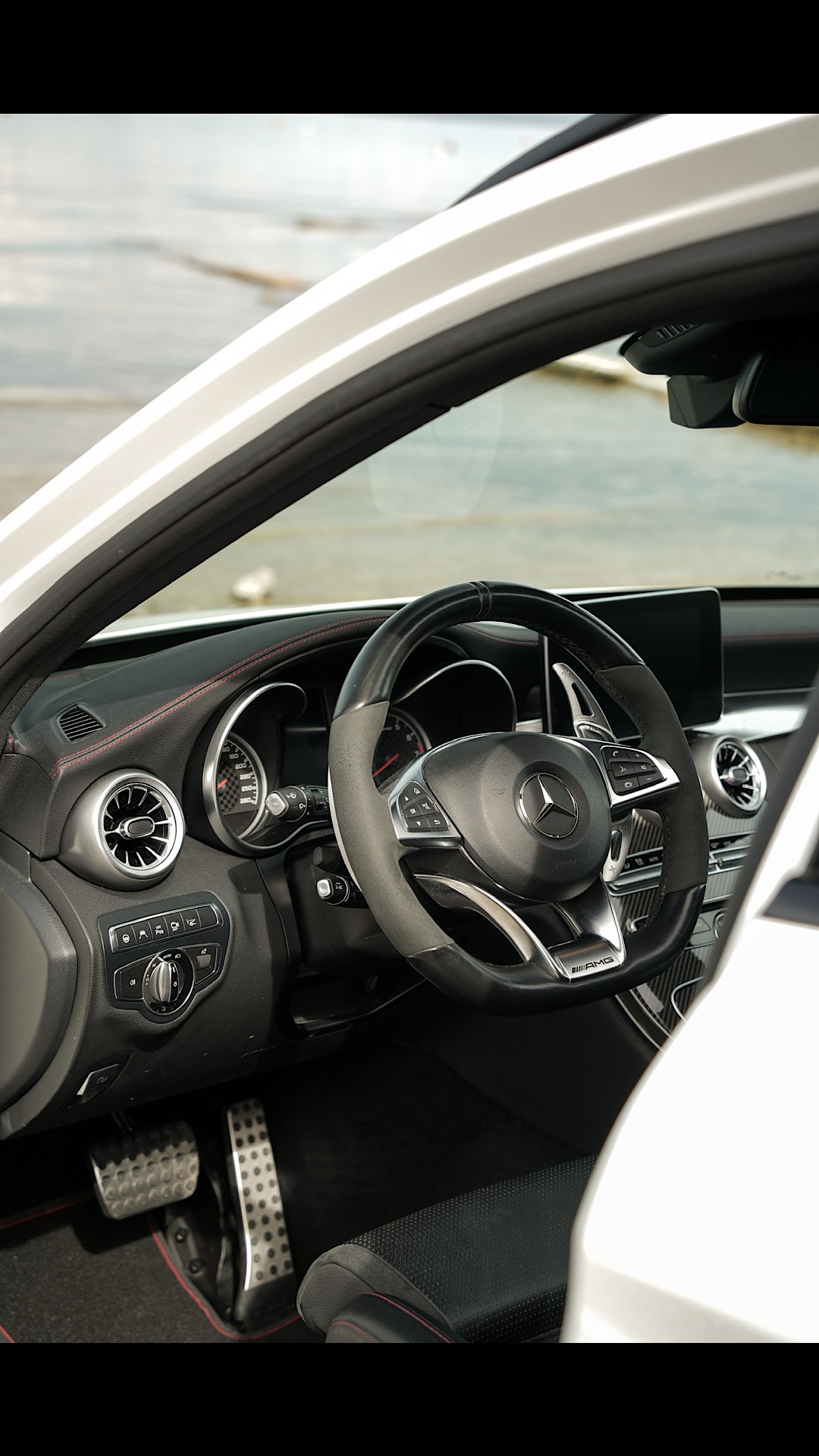 MERCEDES-BENZ C 43 AMG 4matic-image-7