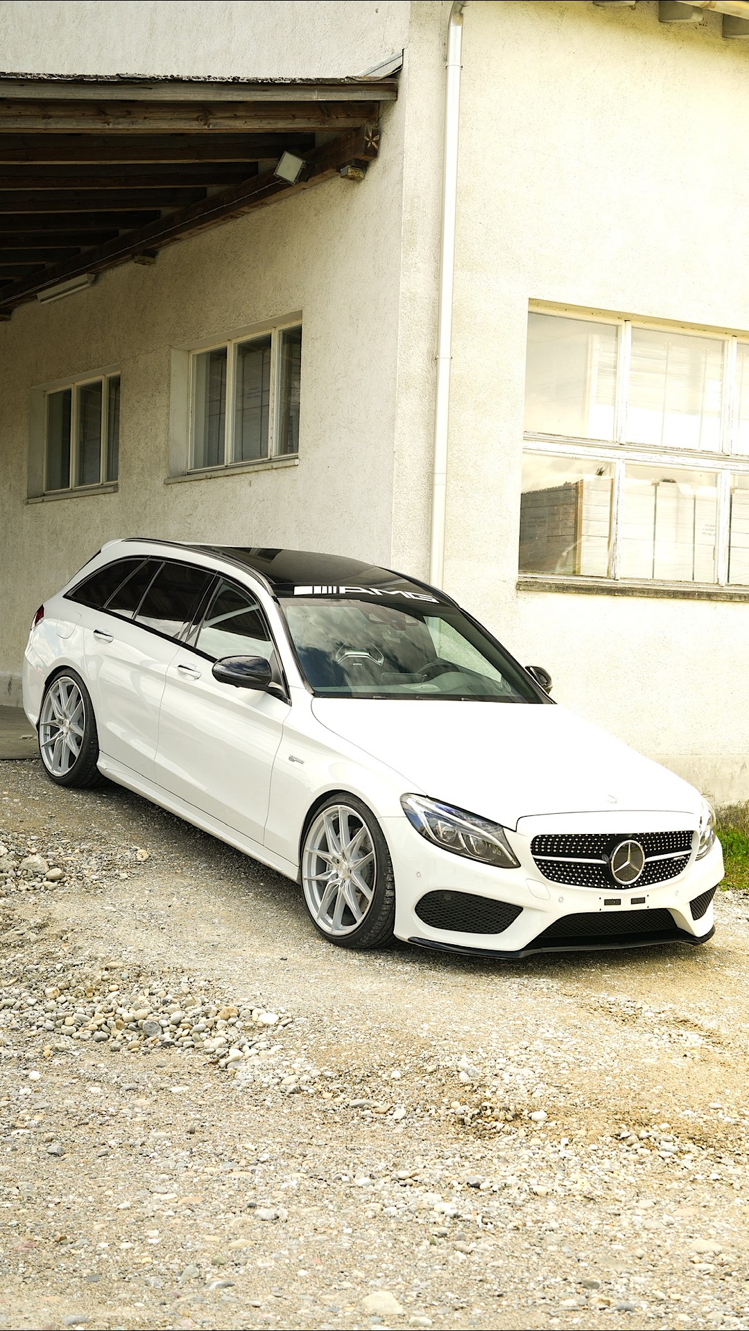 MERCEDES-BENZ C 43 AMG 4matic-image-0
