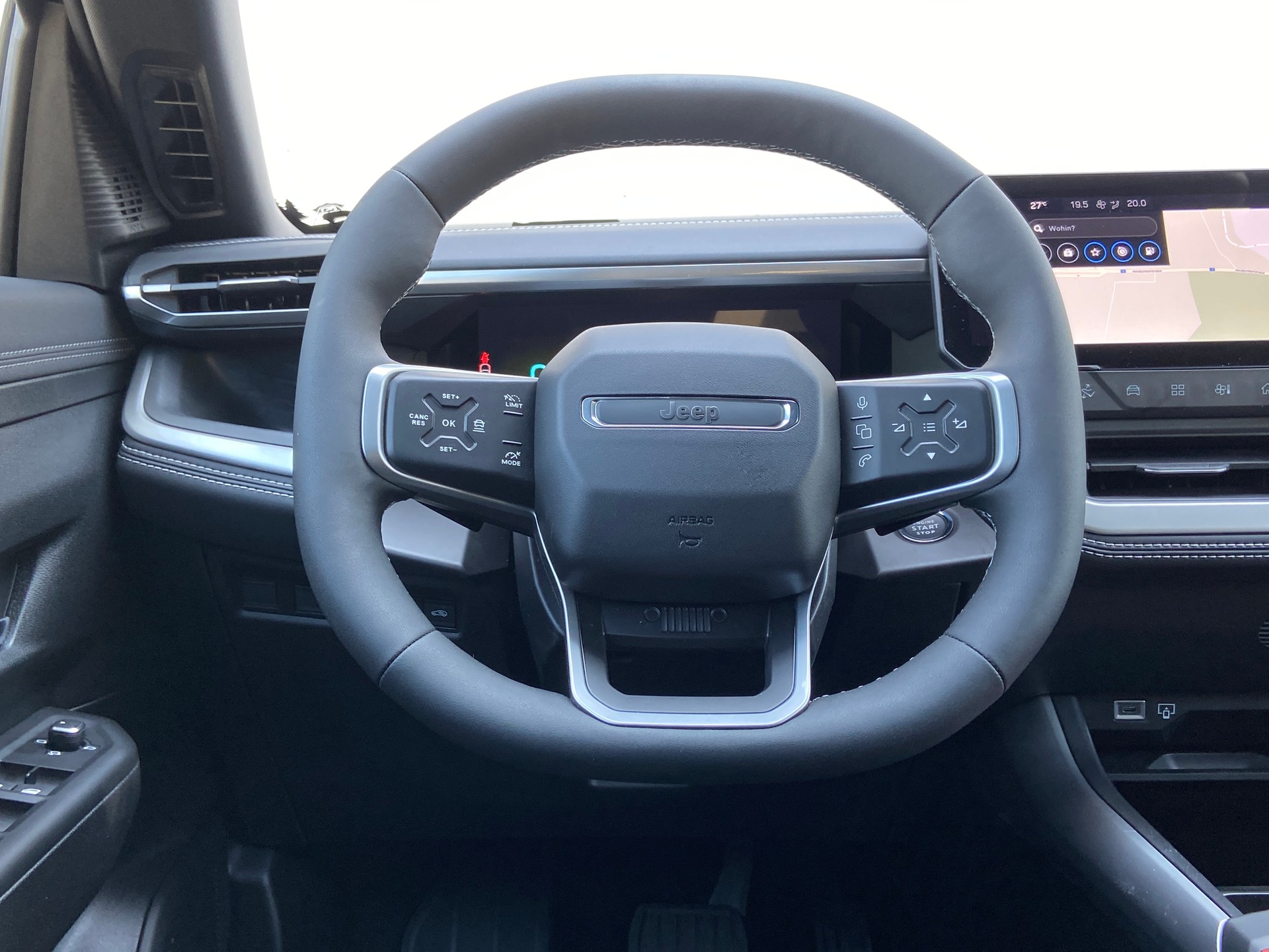 JEEP Compass 1.6 T PHEV Summit Premium Sky-image-9