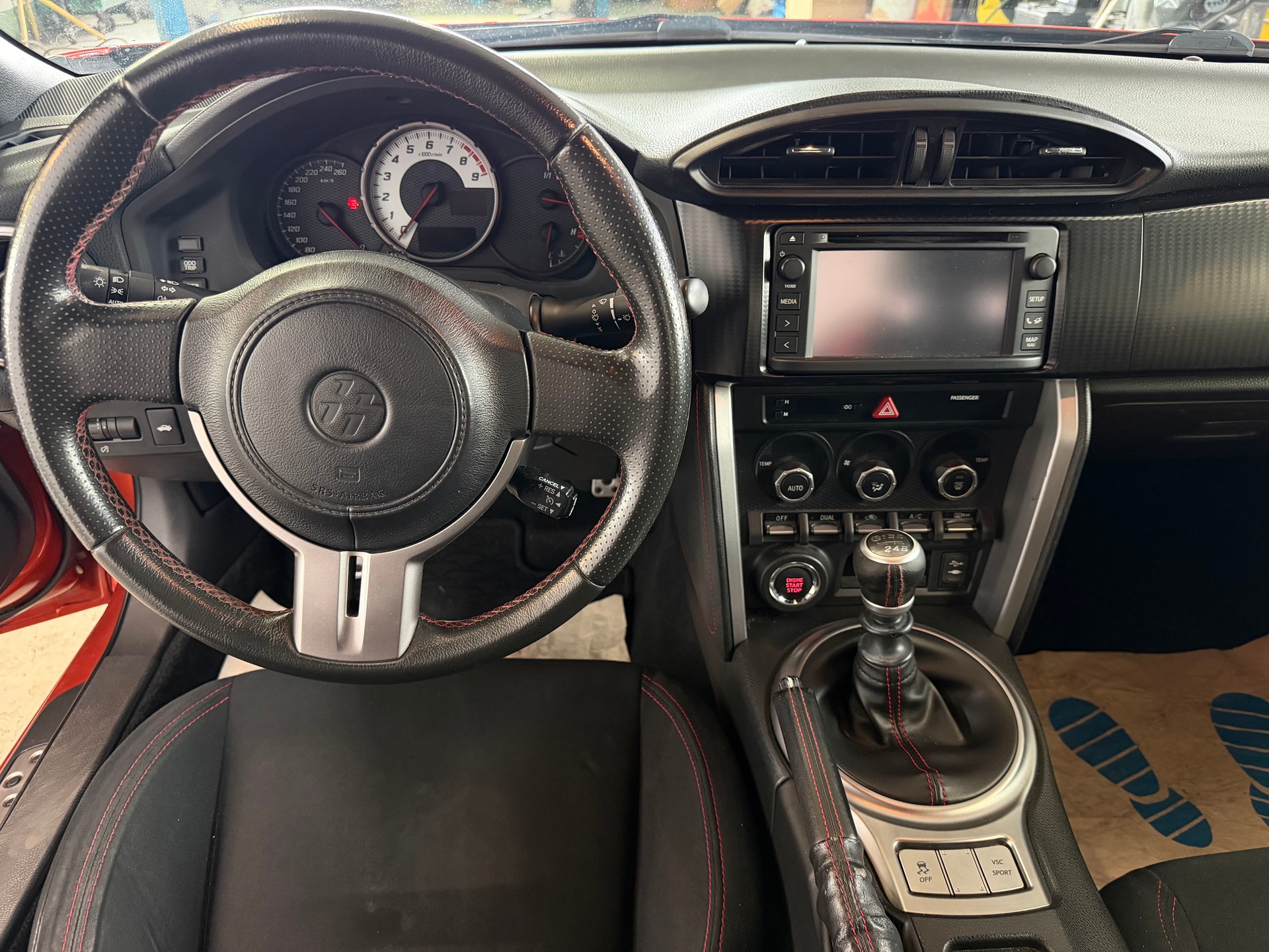TOYOTA GT 86 2.0 D-4S Sport-image-12