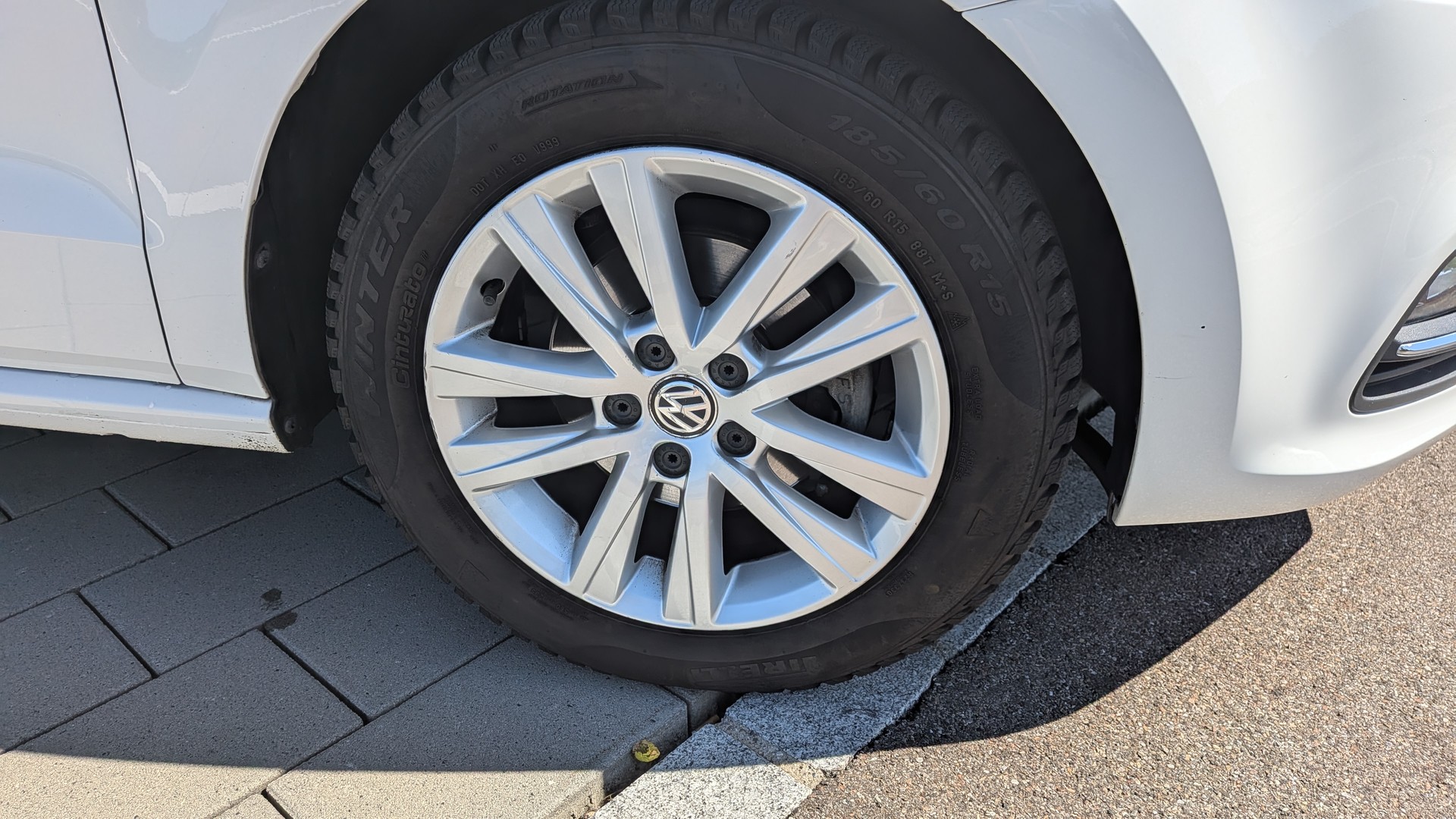 VW 1.2 TSI 90 BlueMT Comfortline-image-3