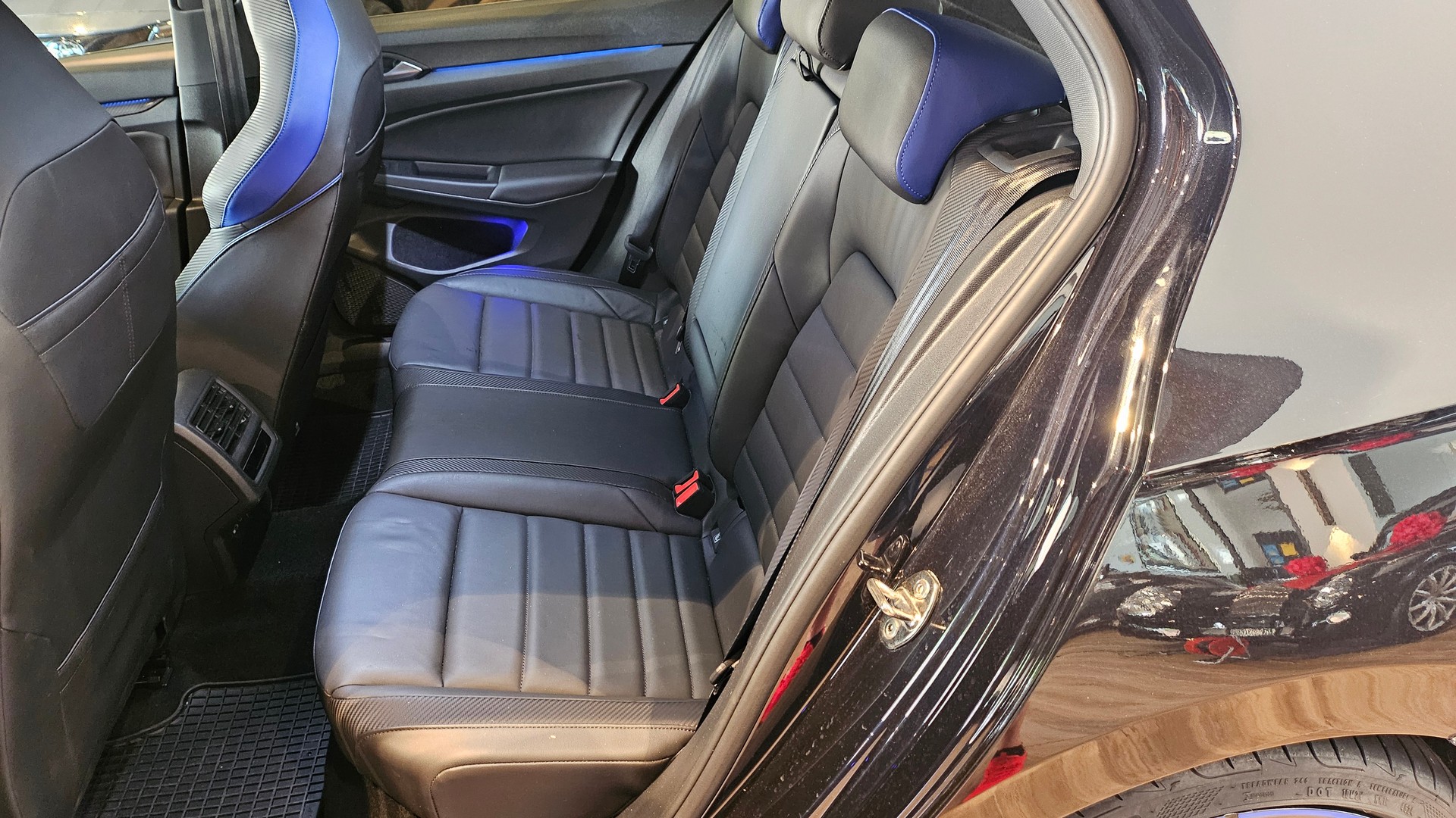 VW Golf 2.0 TSI R DSG 4Motion R 20 Years ABT Tuning 400PS Akrapovic-image-21
