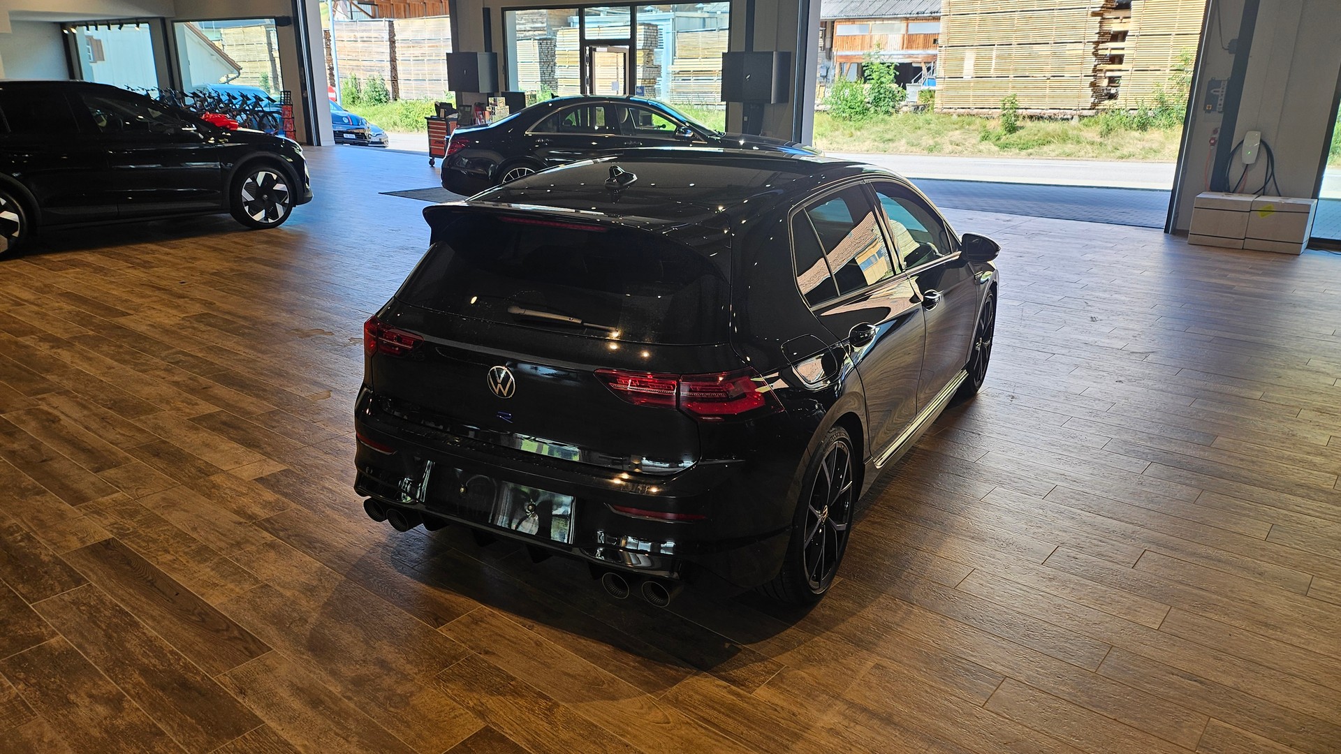 VW Golf 2.0 TSI R DSG 4Motion R 20 Years ABT Tuning 400PS Akrapovic-image-9