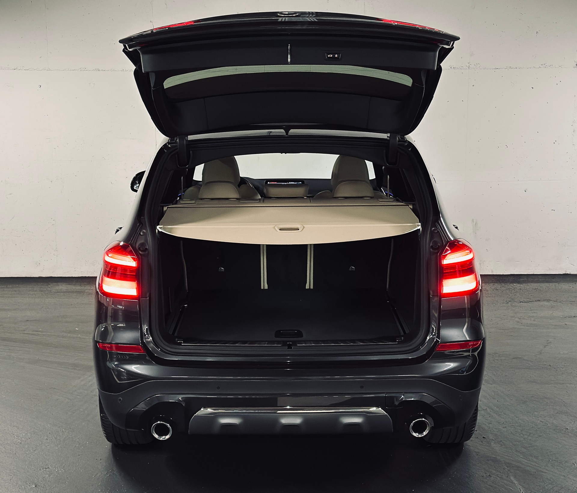 BMW X3 20d x-Drive Luxury Line-image-5
