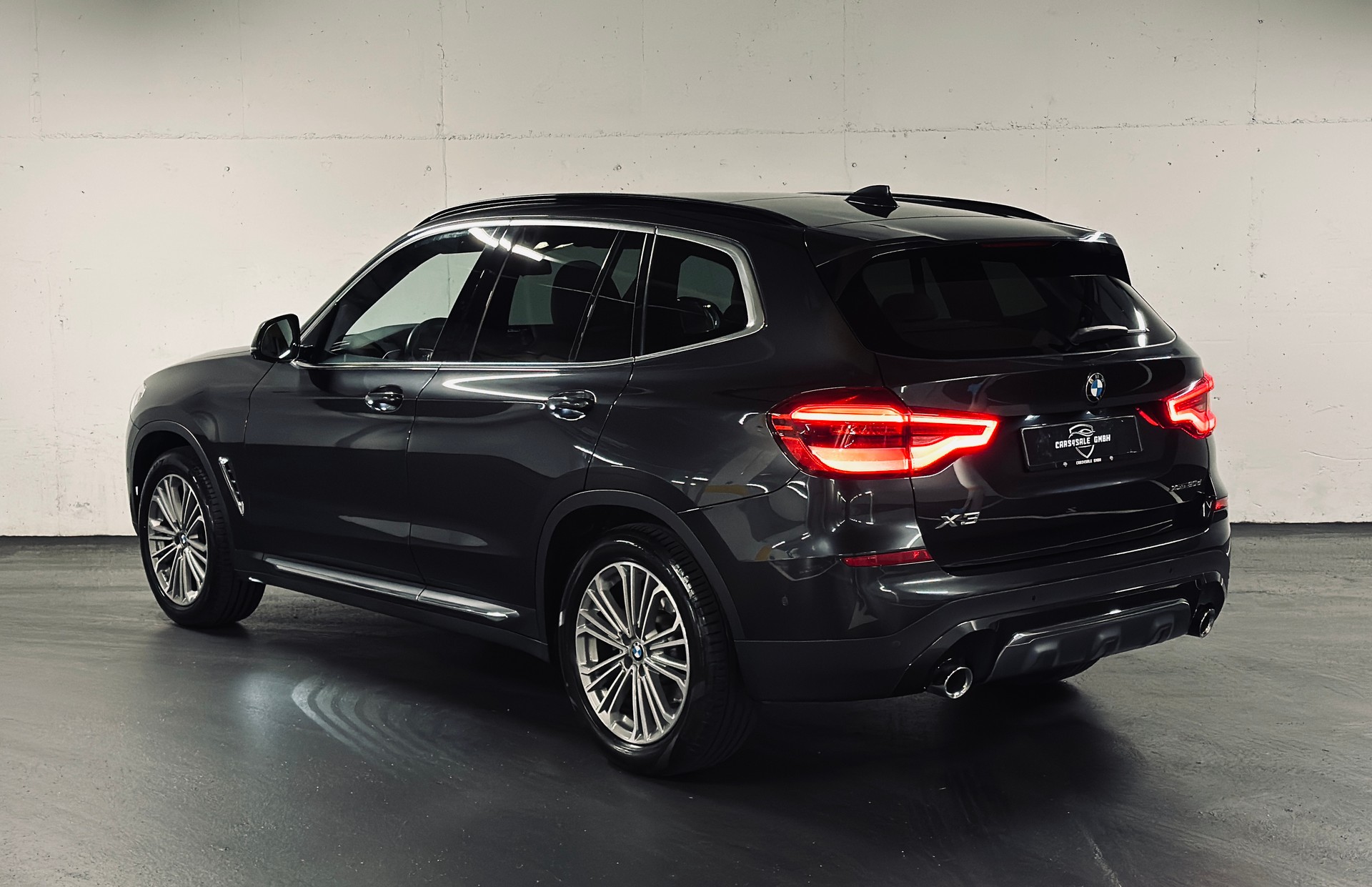 BMW X3 20d x-Drive Luxury Line-image-3