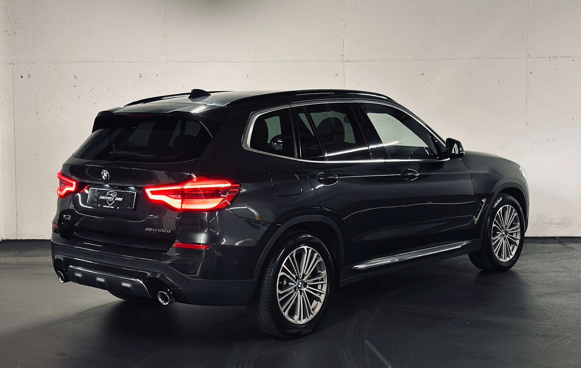 BMW X3 20d x-Drive Luxury Line-image-2