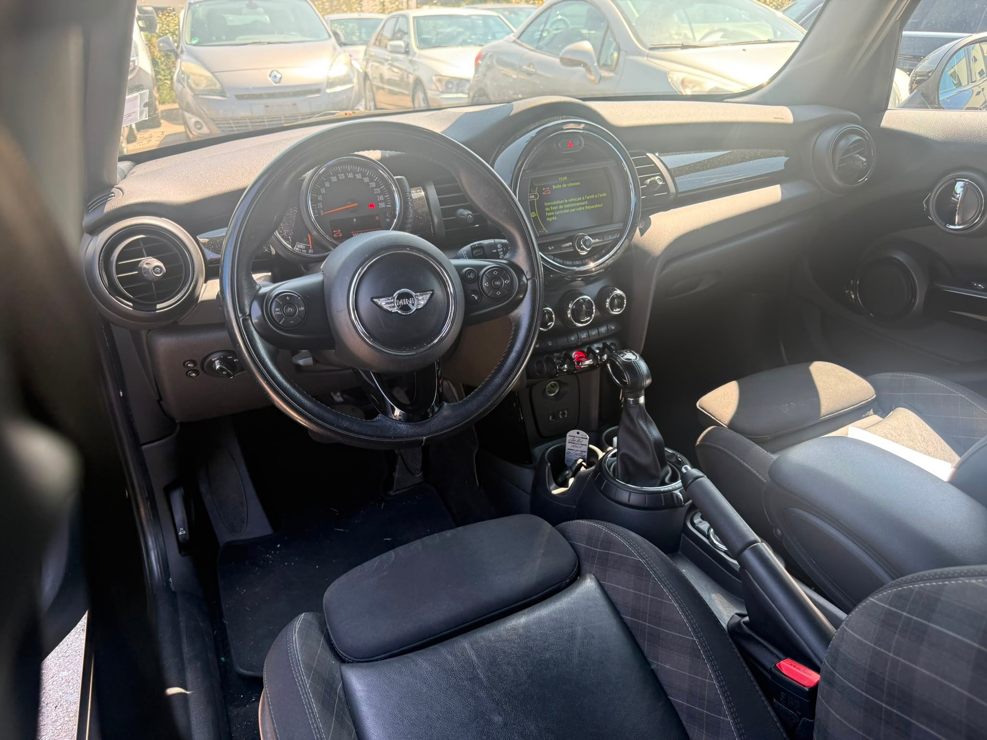 MINI Cooper Steptronic-image-12