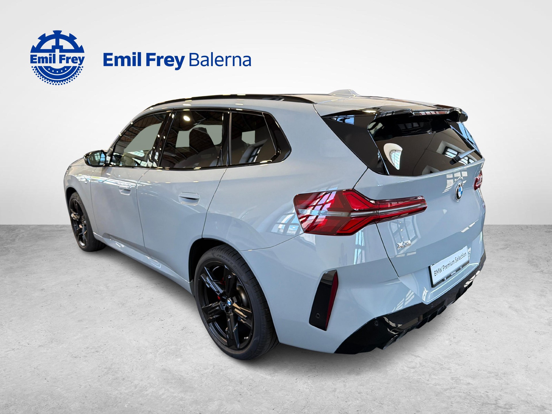 BMW X3 M50i-image-3