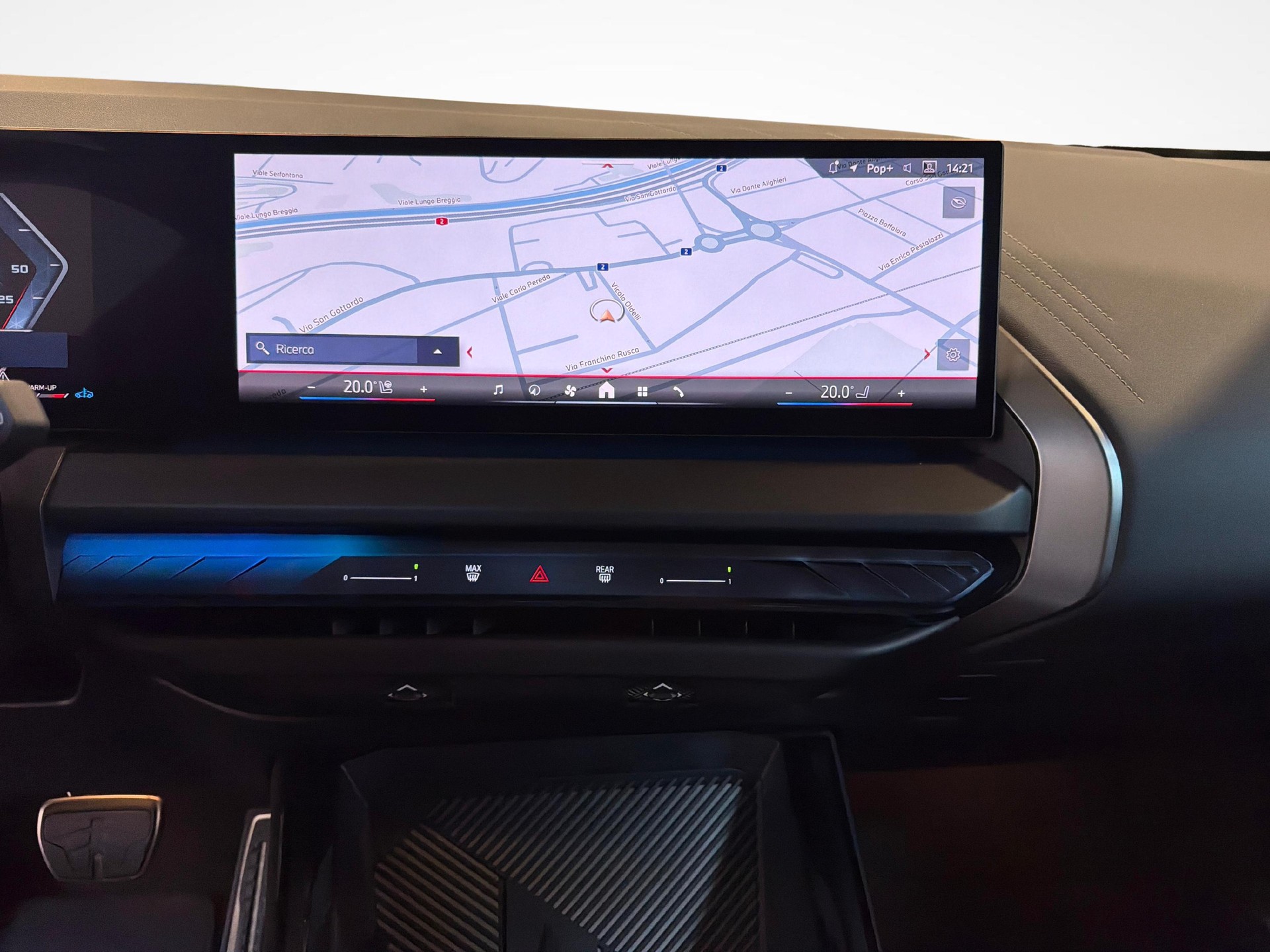 BMW X3 M50i-image-14