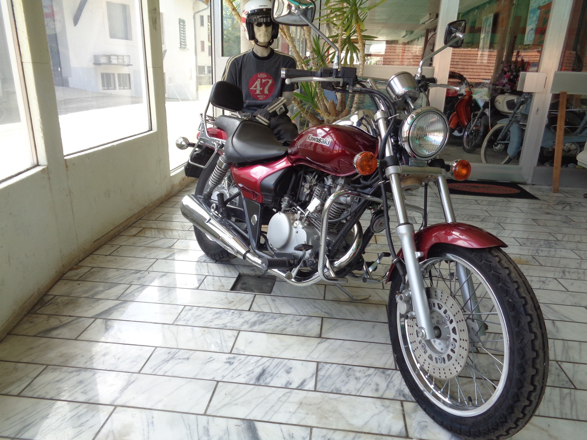 KAWASAKI Eliminator 125