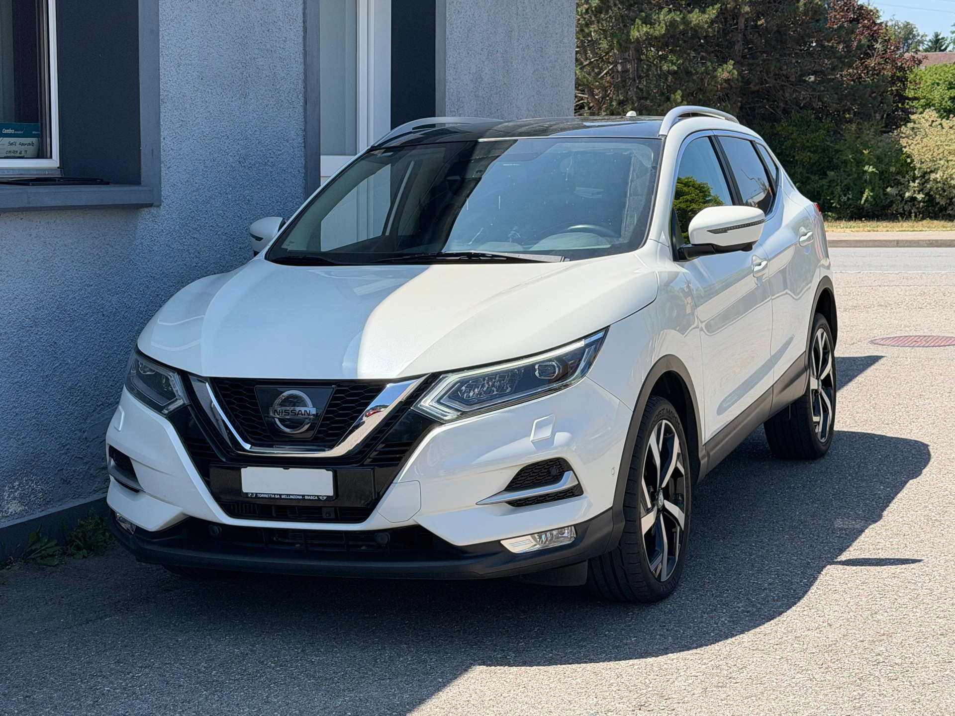 NISSAN Qashqai 1.6 dCi tekna Xtronic CVT-image-1