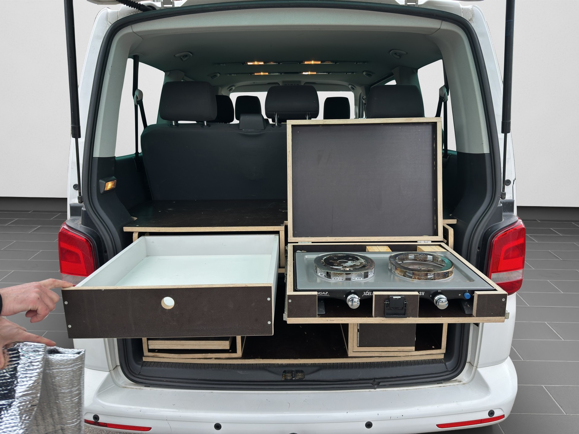 VW T5 Caravelle Comfortline 2.0 TDI CR DSG-image-14