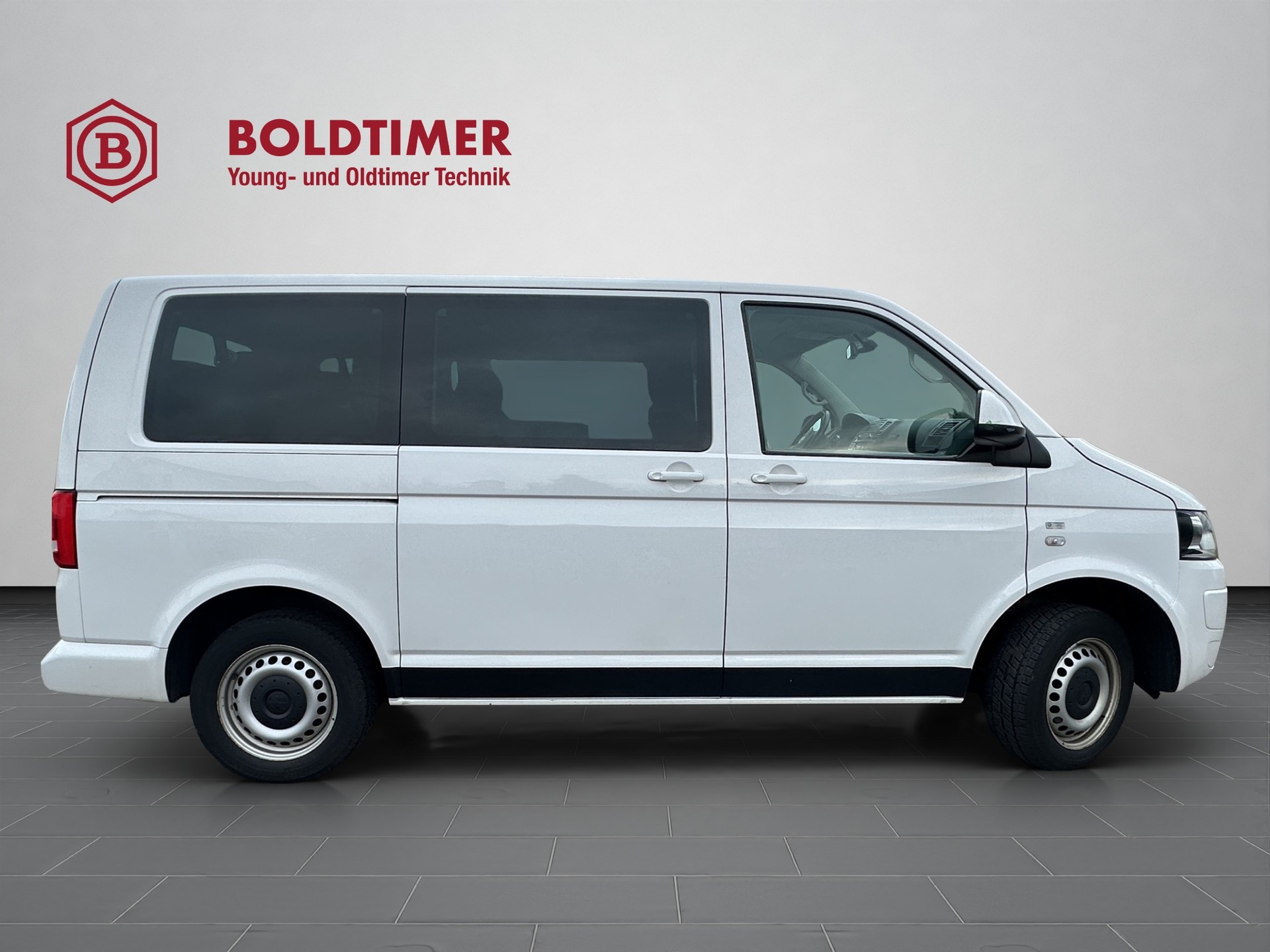 VW T5 Caravelle Comfortline 2.0 TDI CR DSG-image-6