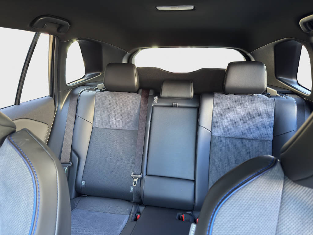 TOYOTA RAV-4 2.5 Plug-In-Hybrid Style-image-15