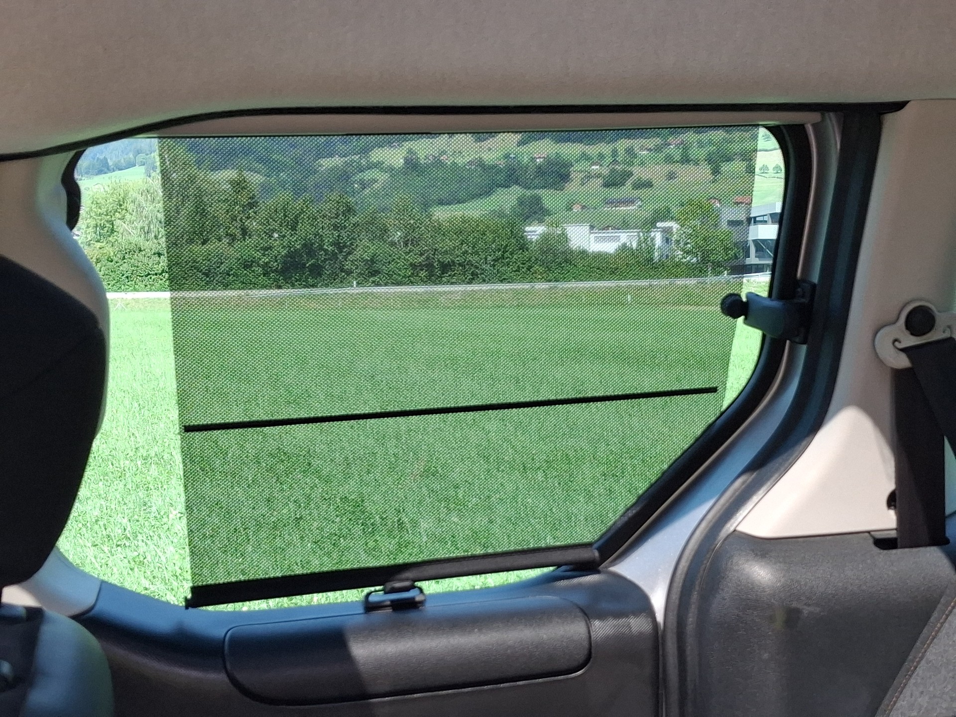 CITROEN Berlingo 1.6 BlueHDi Feel ETG6-image-10