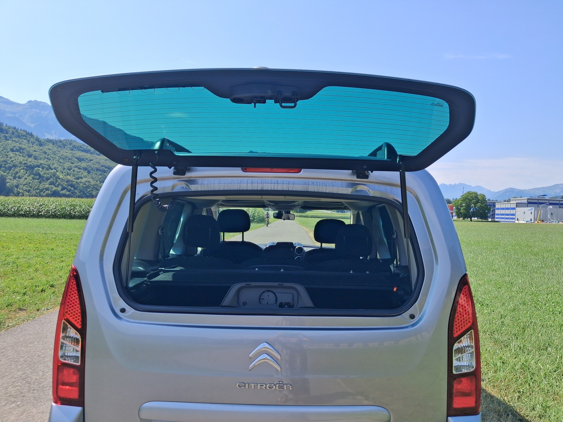 CITROEN Berlingo 1.6 BlueHDi Feel ETG6-image-4