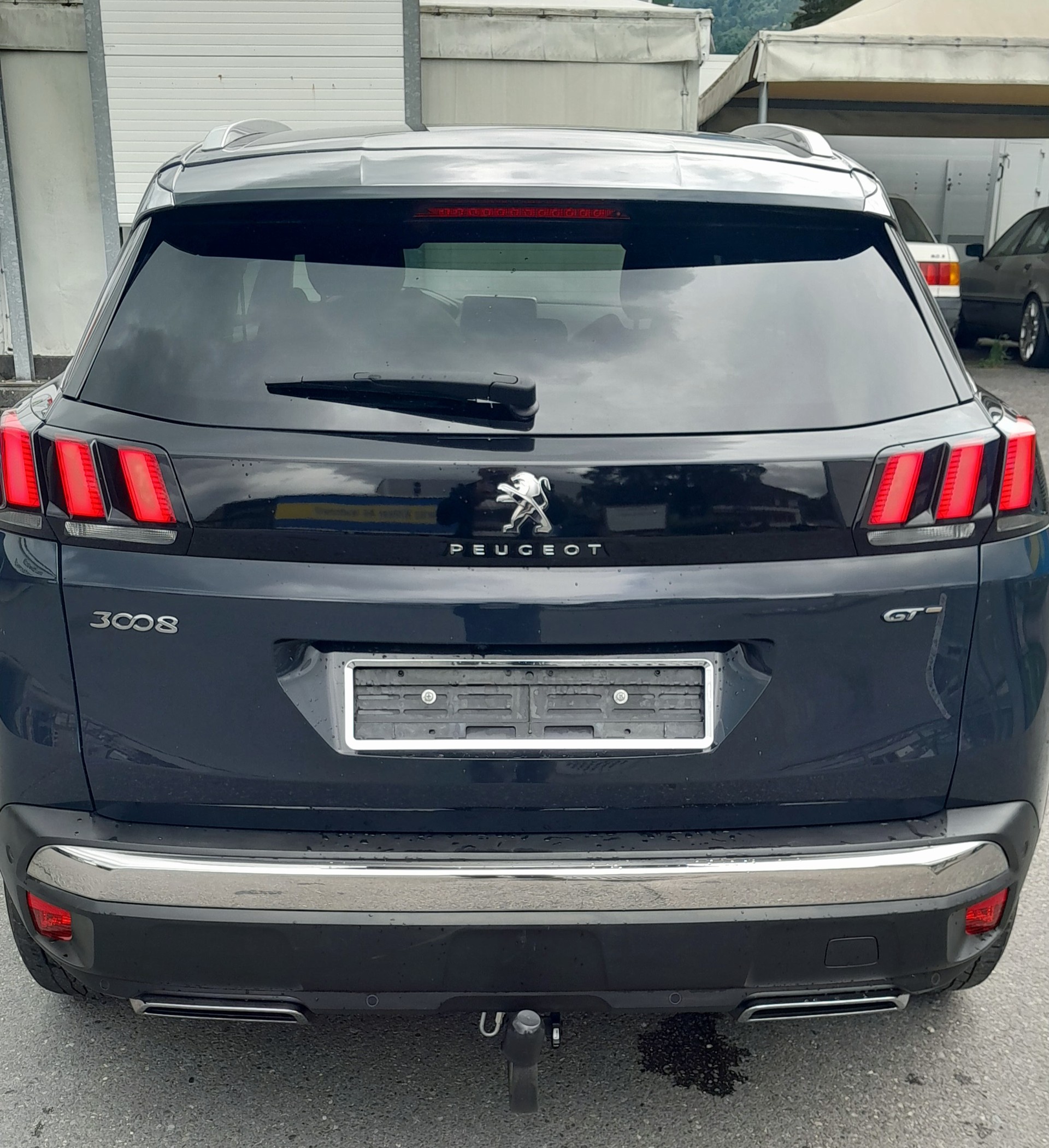 PEUGEOT 2.0 BlueHDi 180 GT-image-1