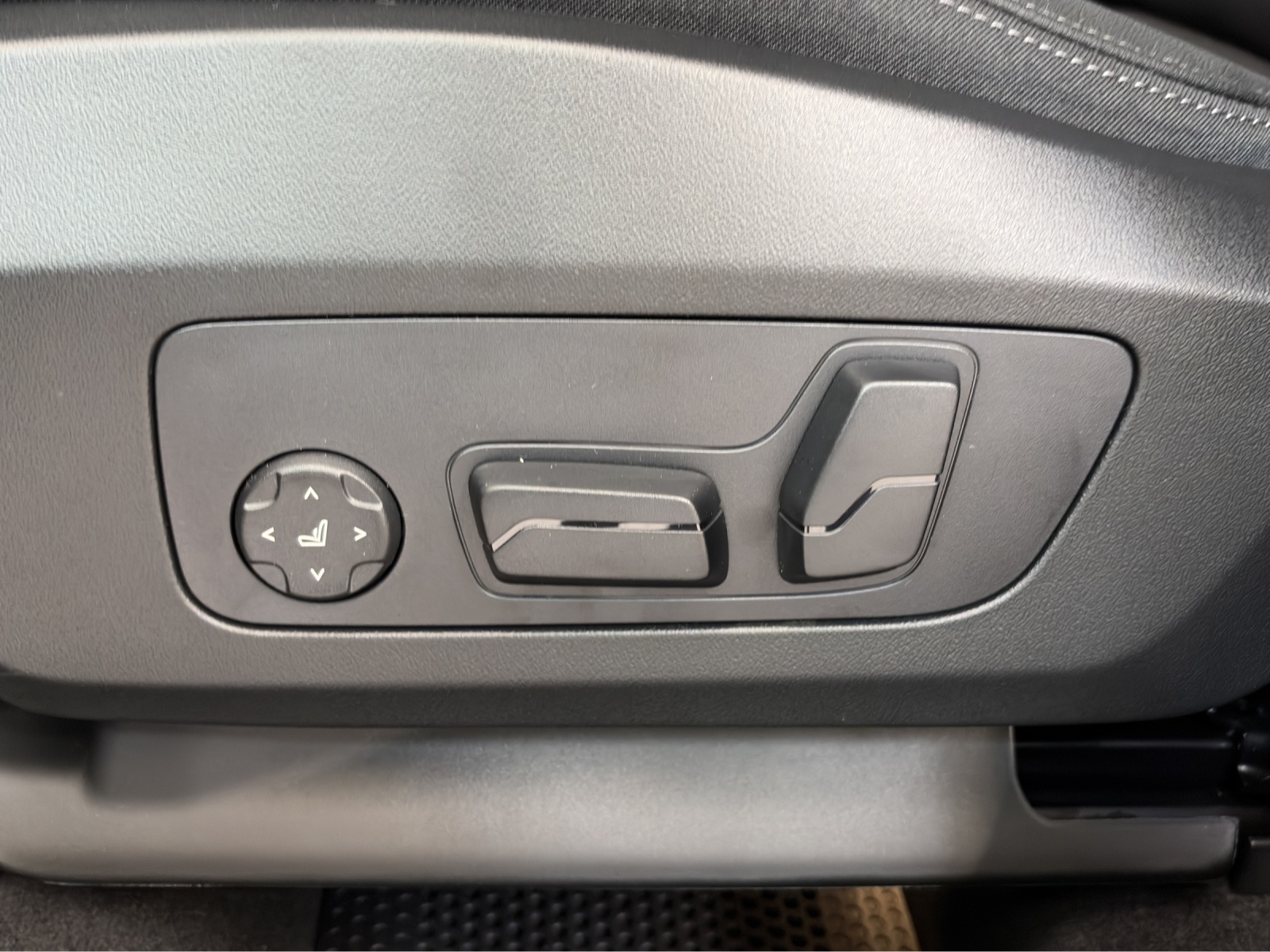 BMW X1 23i xDrive paddles-image-19