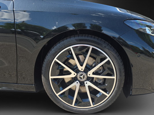 MERCEDES-BENZ CLA 220 8G-DCT 4Matic-image-5