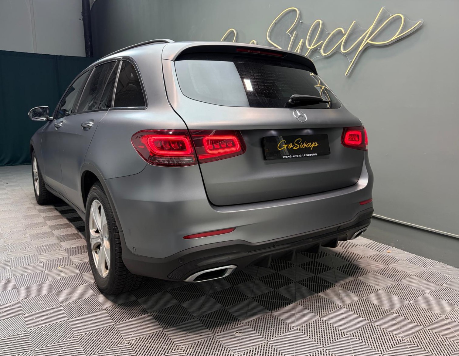 MERCEDES-BENZ GLC 250 d AMG Line 4Matic 9G-Tronic - Toit ouvrant - Caméra 360-image-7