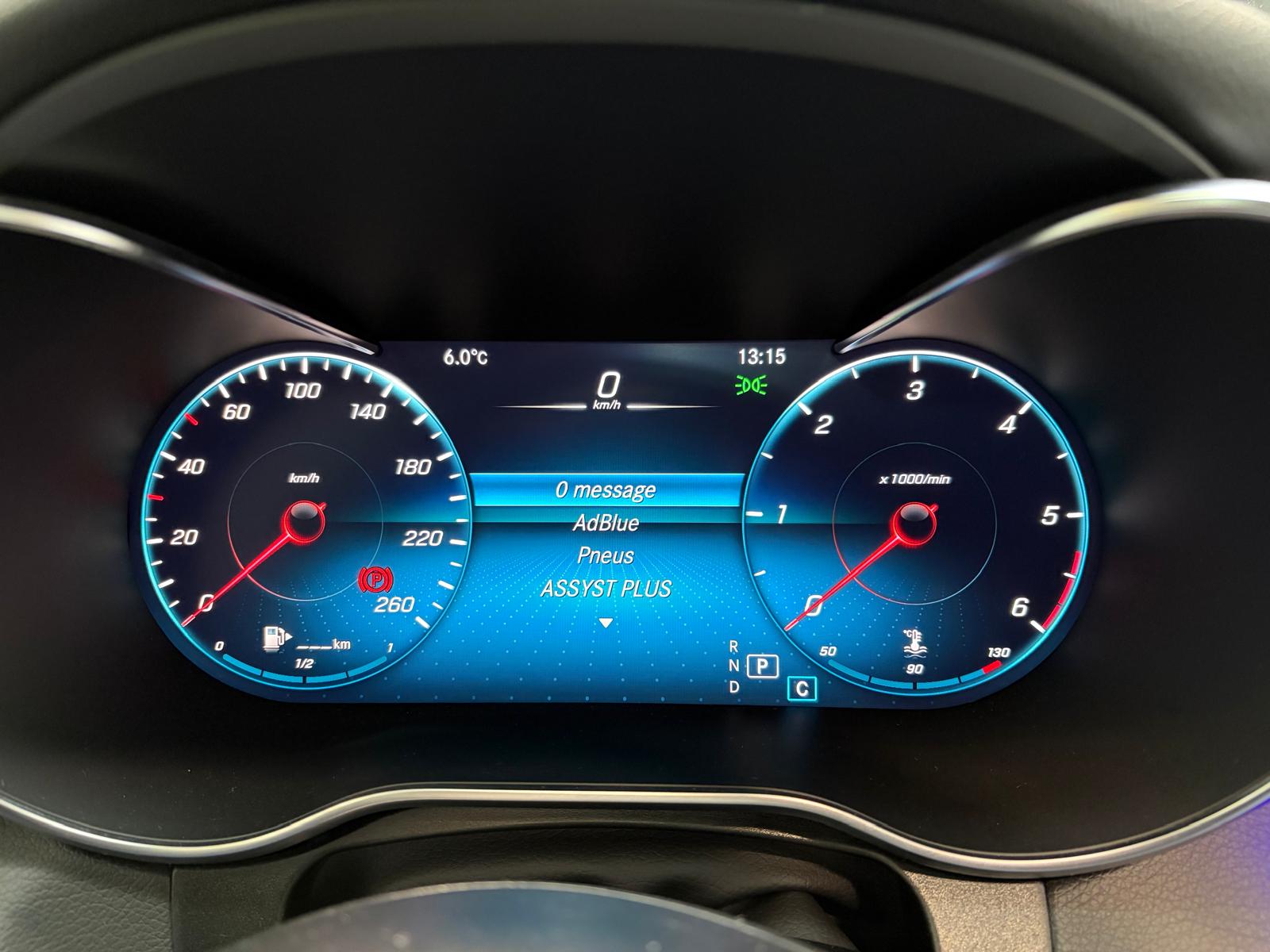 MERCEDES-BENZ GLC 250 d AMG Line 4Matic 9G-Tronic - Toit ouvrant - Caméra 360-image-18