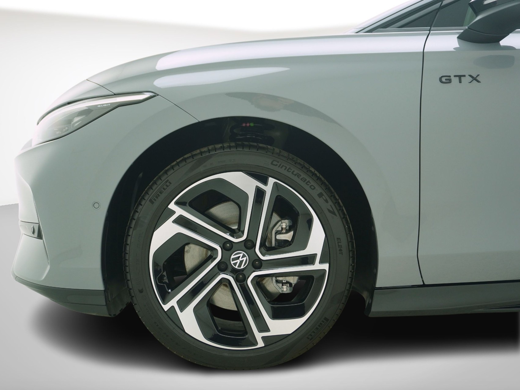 VW ID.7 Tourer 86 kWh GTX 4MOTION-image-8