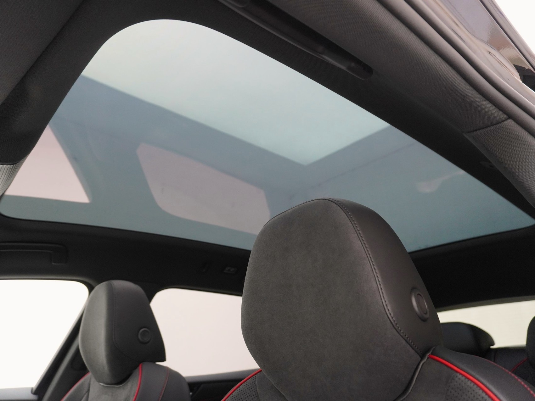 VW ID.7 Tourer 86 kWh GTX 4MOTION-image-26