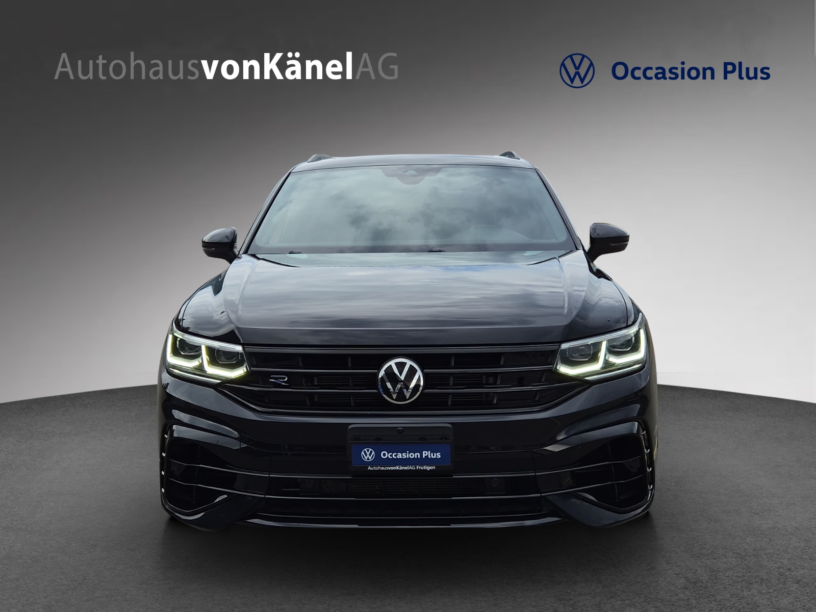 VW Tiguan 2.0TSI R 4Motion DSG-image-3