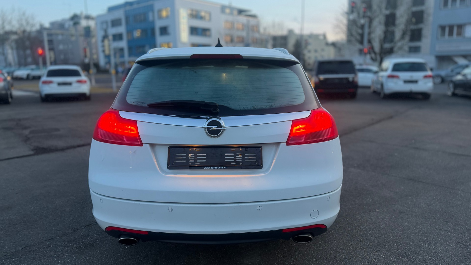 OPEL Insignia ST 2.0 Turbo Cosmo 4WD Aut.-image-4