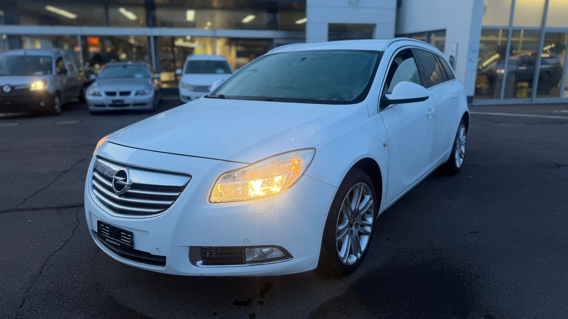 OPEL Insignia ST 2.0 Turbo Cosmo 4WD Aut.-image-0