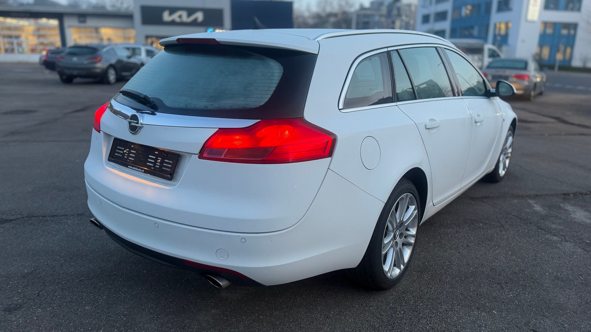OPEL Insignia ST 2.0 Turbo Cosmo 4WD Aut.-image-3