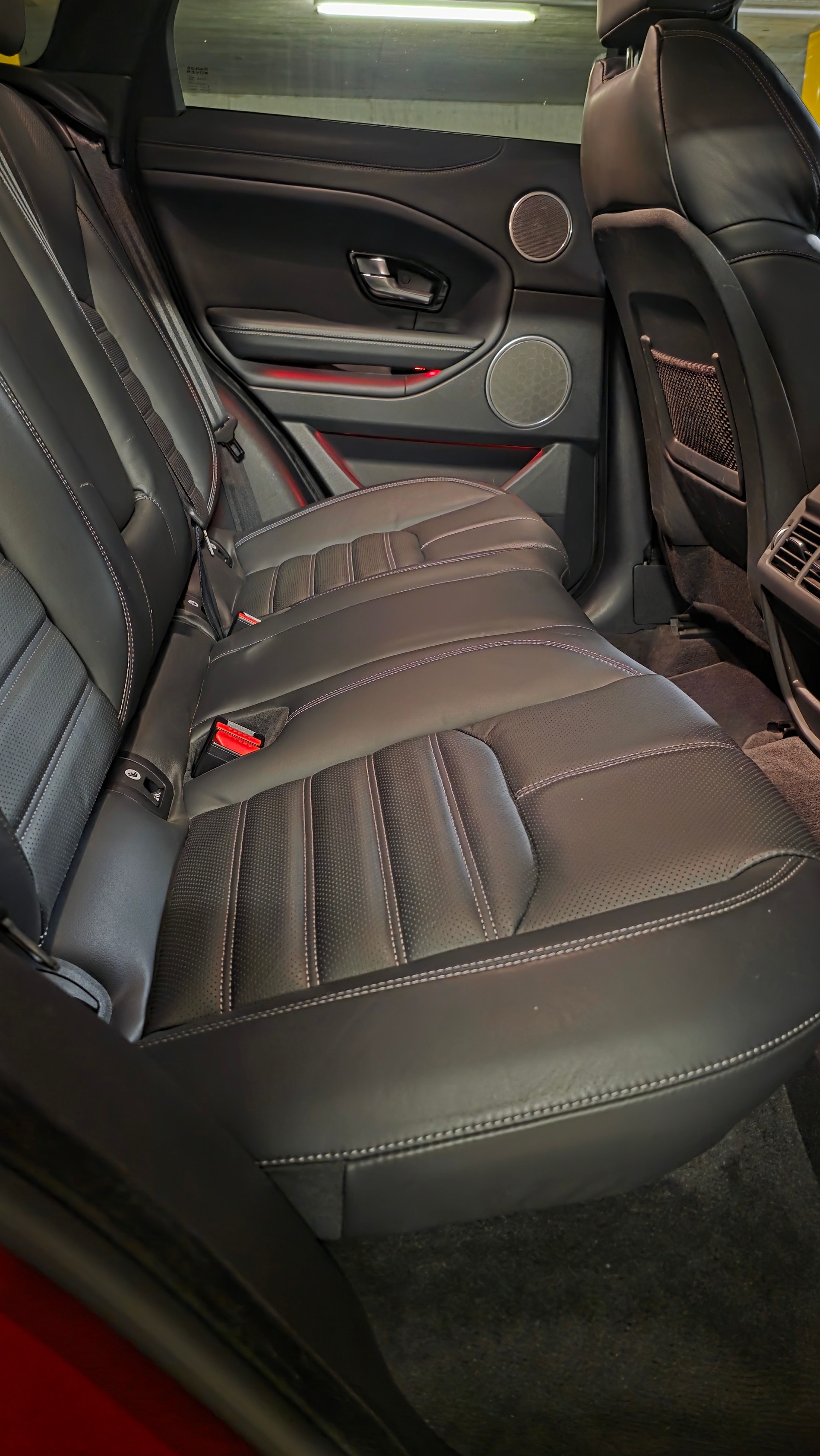 LAND ROVER 2.0 TD4 HSE Dynamic-image-5