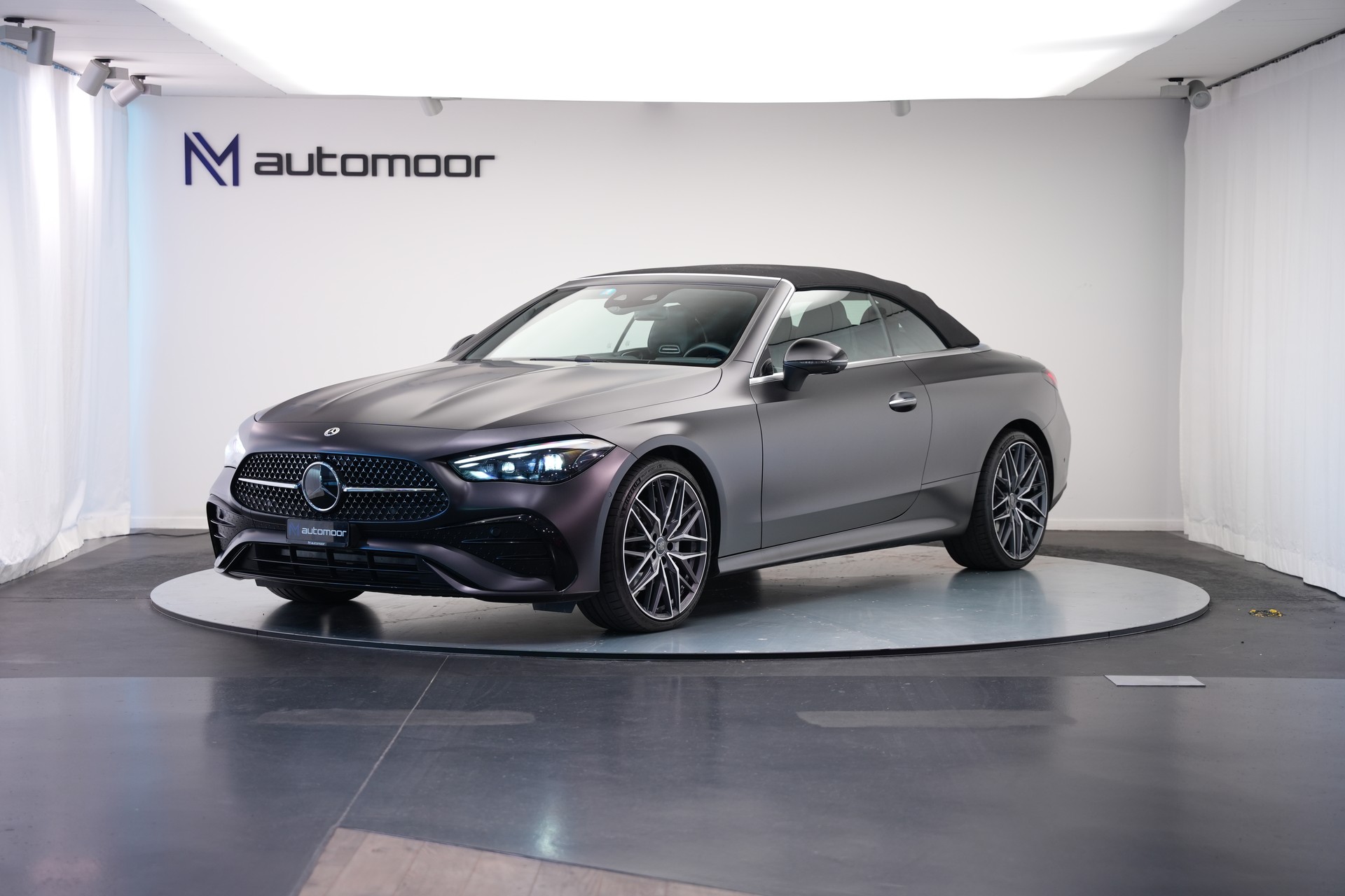 MERCEDES-BENZ CLE 300 Cabrio 4Matic 9G-Tronic-image-9