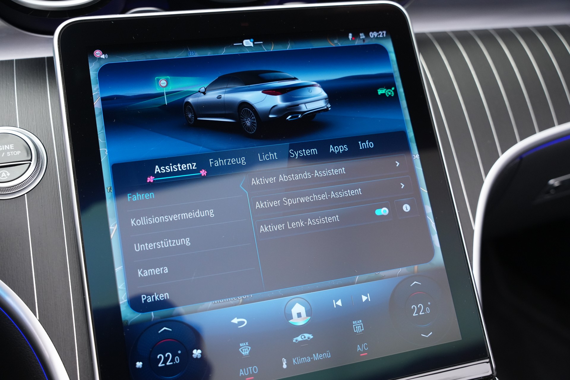 MERCEDES-BENZ CLE 300 Cabrio 4Matic 9G-Tronic-image-41