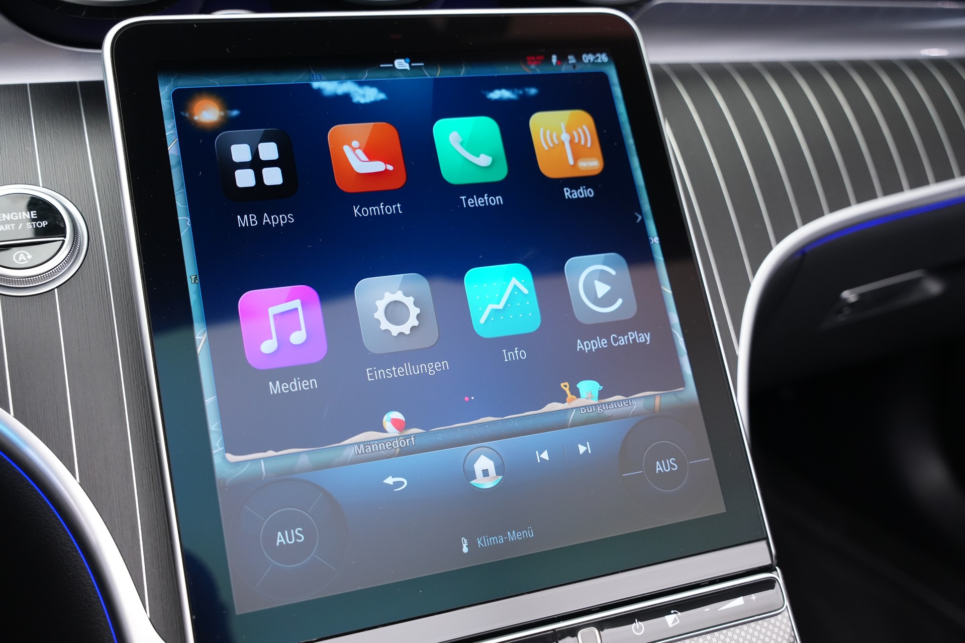 MERCEDES-BENZ CLE 300 Cabrio 4Matic 9G-Tronic-image-38