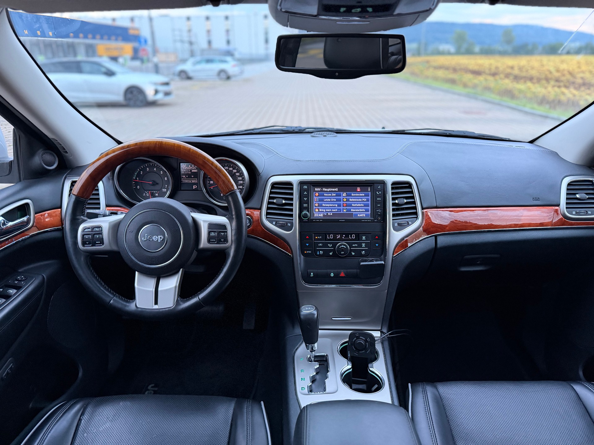 JEEP Grand Cherokee 3.6 V6 Overland Automatic-image-16