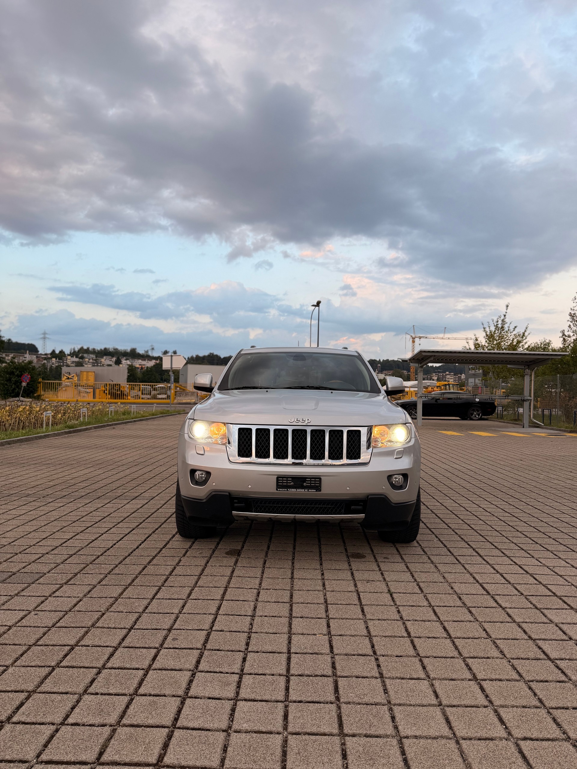 JEEP Grand Cherokee 3.6 V6 Overland Automatic-showroom-element-2