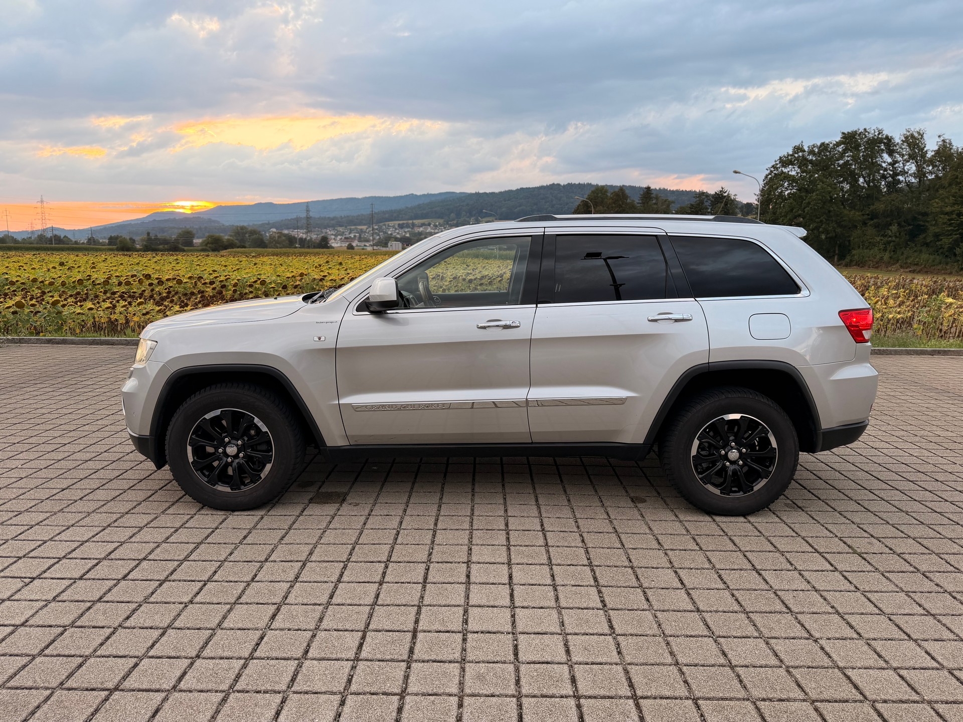 JEEP Grand Cherokee 3.6 V6 Overland Automatic-image-14
