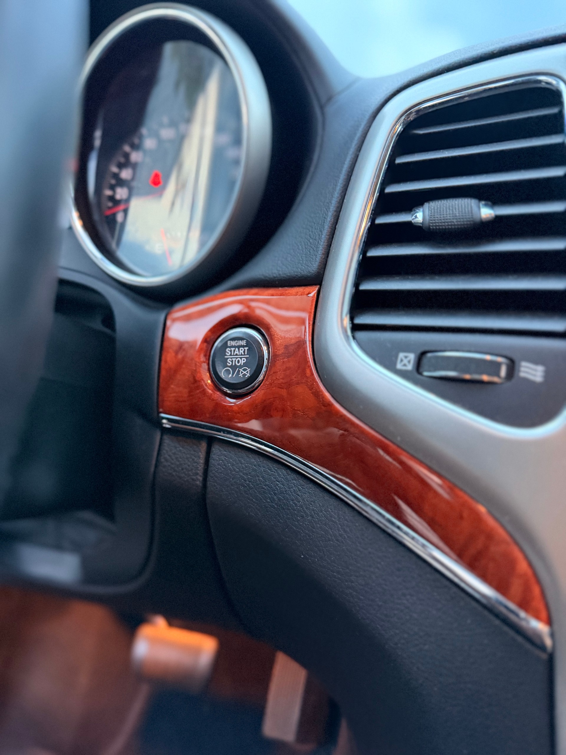 JEEP Grand Cherokee 3.6 V6 Overland Automatic-image-19