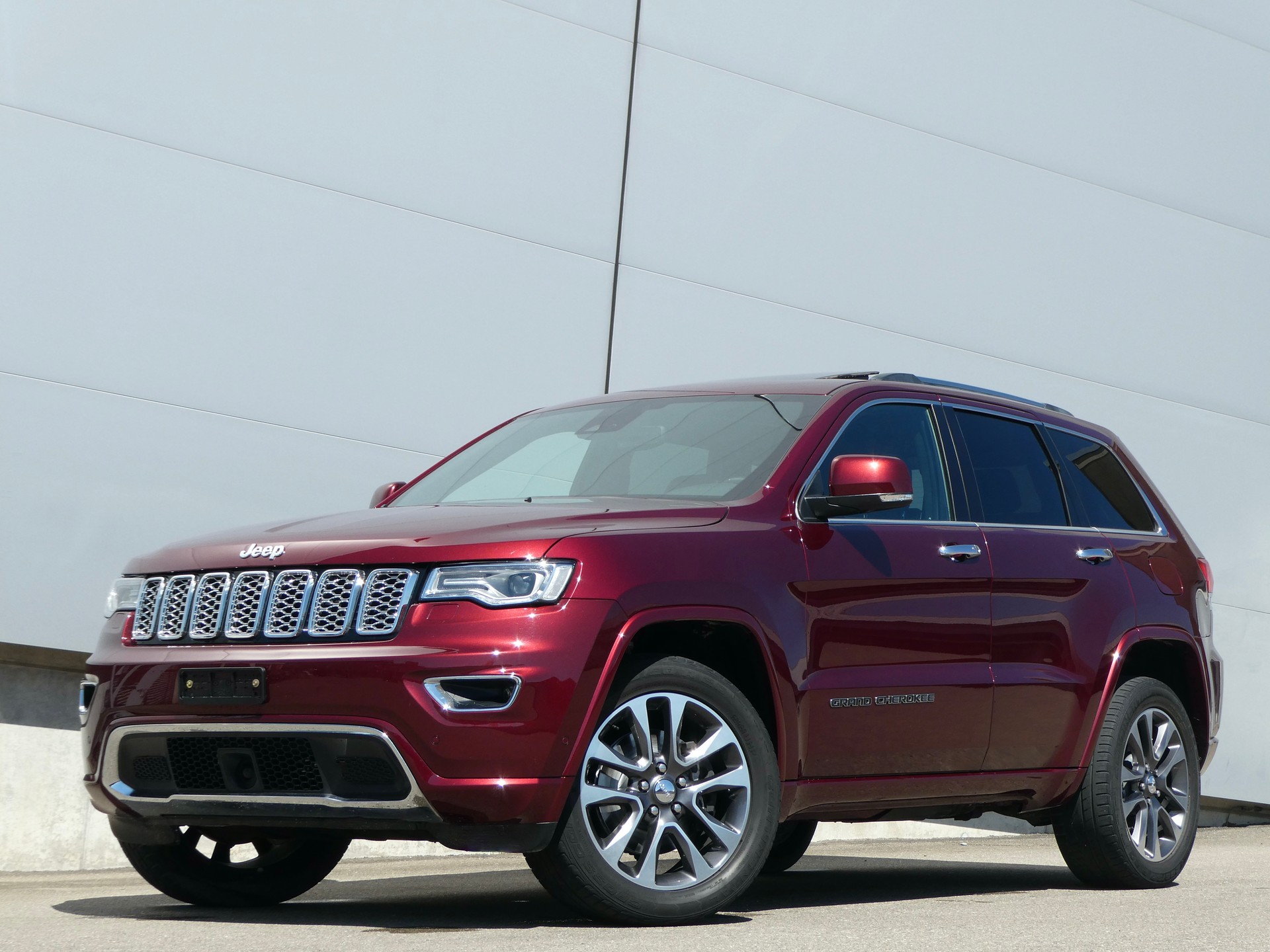 JEEP Grand Cherokee 3.0 CRD Overland Automatic-image-1