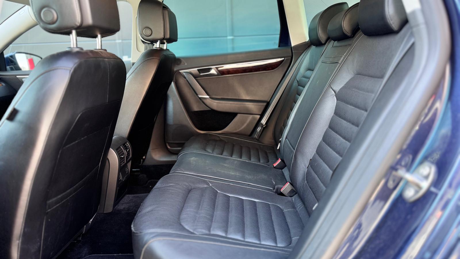 VW Passat Variant 2.0 TDI BMT Highline DSG-image-4