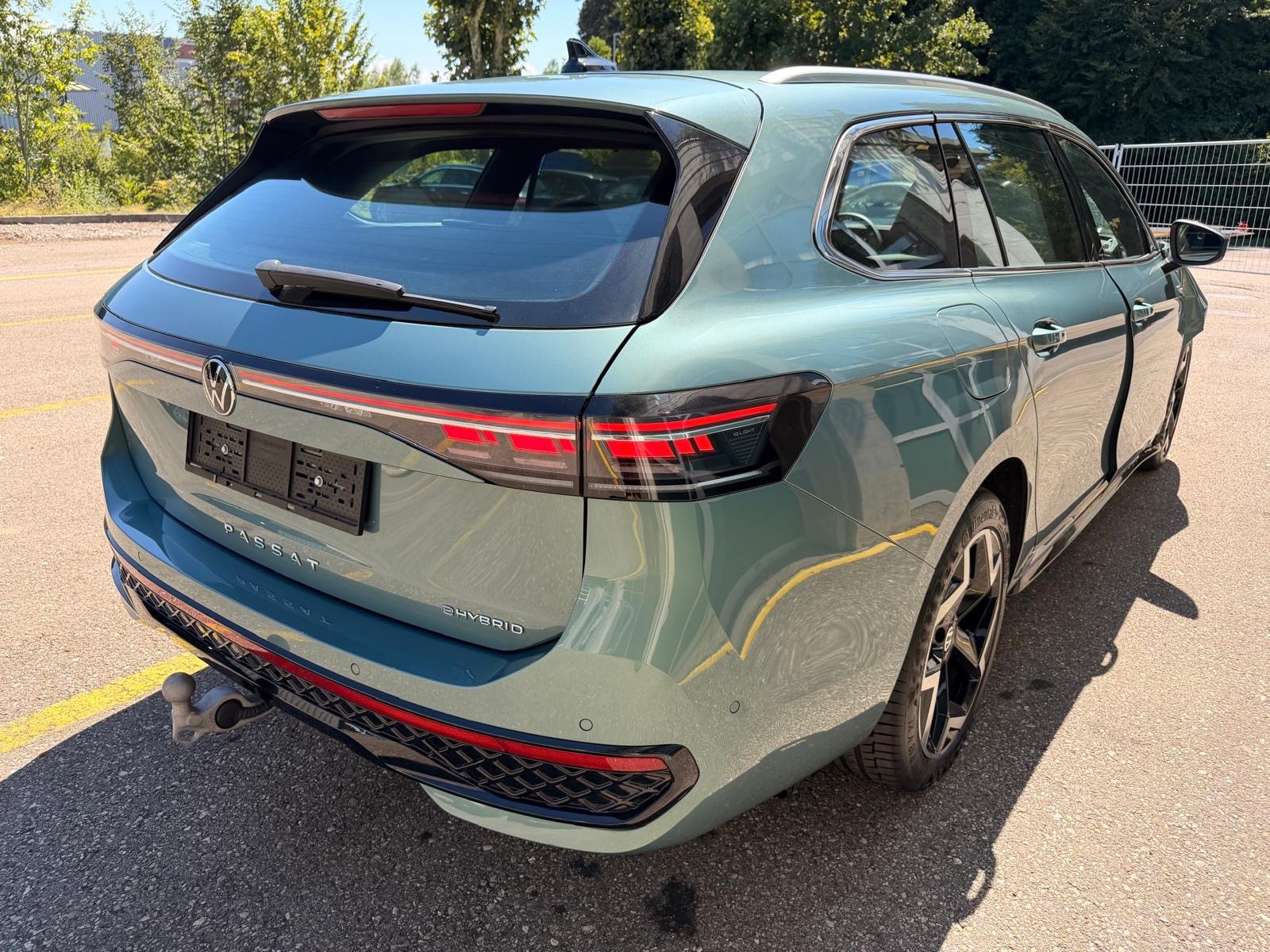 VW Passat Variant 1.5 TSI evo2 Plug-In- Hybrid R-Line DSG-image-4