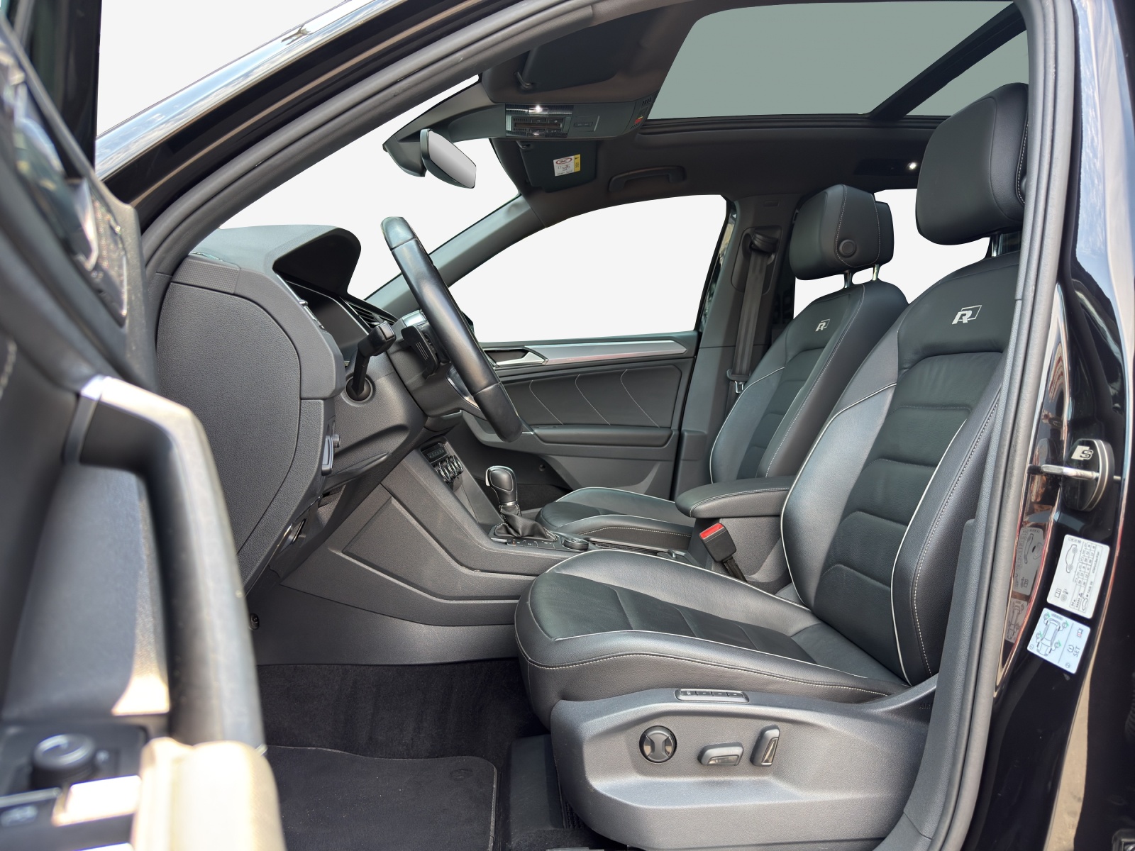 VW Tiguan 2.0 TDI SCR Highline 4Motion DSG-image-7