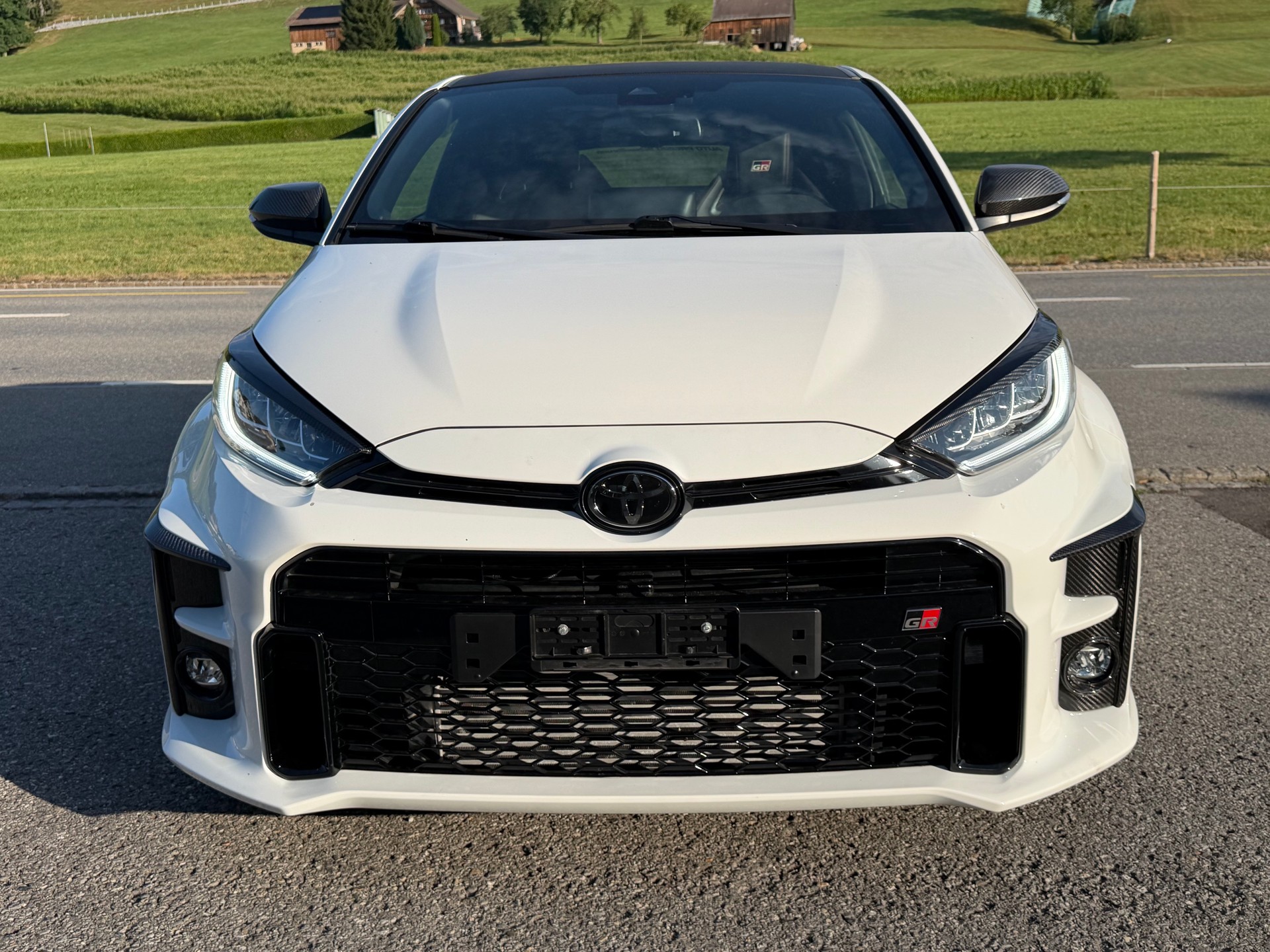 TOYOTA Yaris 1.6 GR Sport-image-0