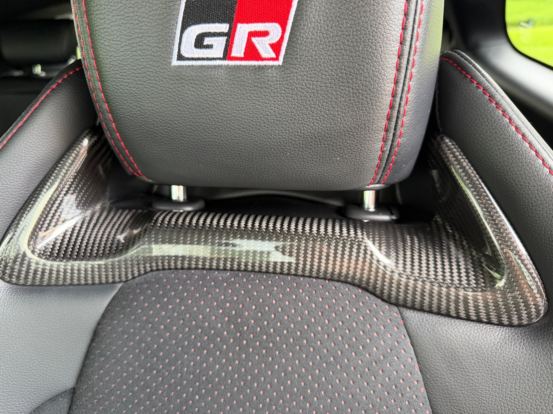 TOYOTA Yaris 1.6 GR Sport-image-11