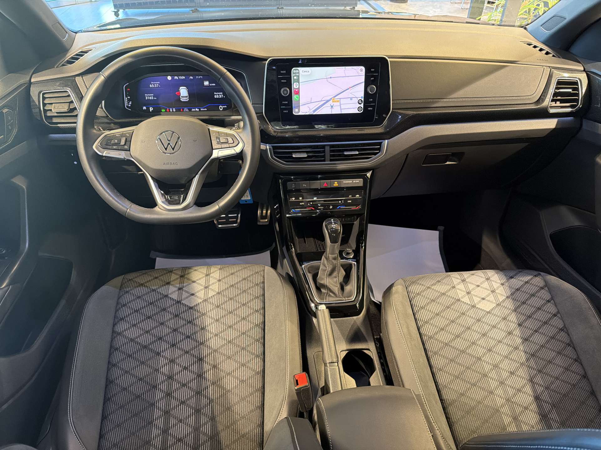 VW T-Cross 1.0 TSi EVO R-Line DSG-Automat-image-14