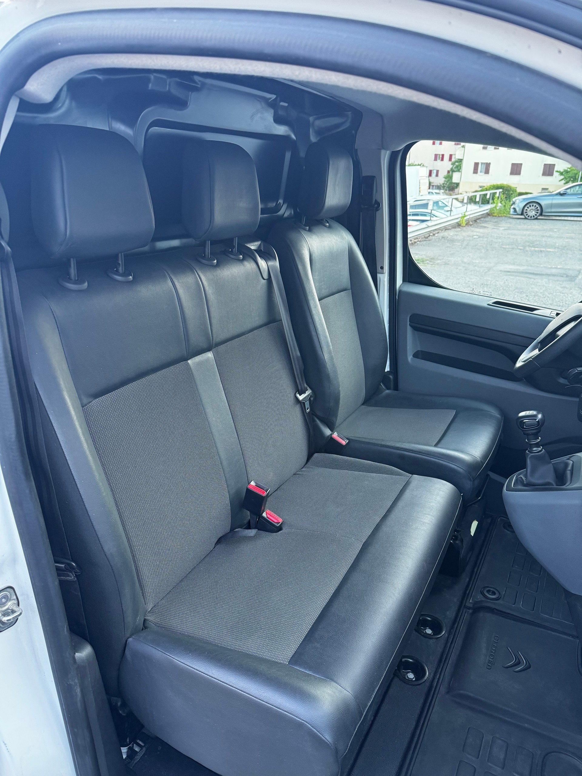 CITROEN Jumpy 1.5 BlueHDi 100 M Club BVM6-image-10